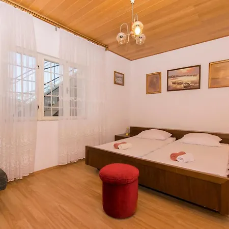 Amalija Διαμέρισμα *