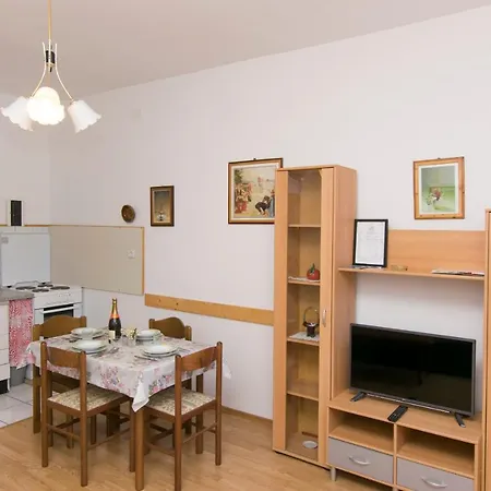 Amalija Daire Vodice