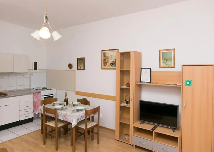 Amalija Daire Vodice